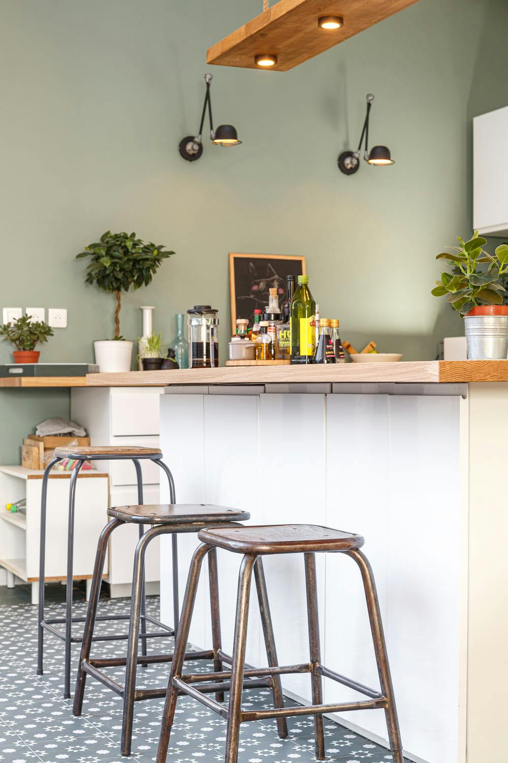 trouvez le meilleur artisan pour vos travaux de r&eacute;novation &agrave; courbevoie. conseils, crit&egrave;res de choix et astuces pour s&eacute;lectionner un professionnel fiable et qualifi&eacute;.