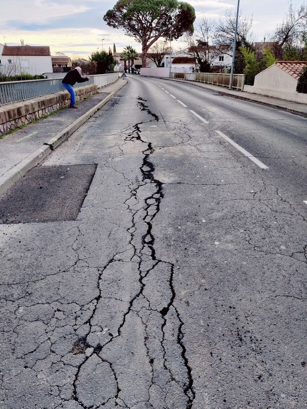 vous avez une fuite d'eau &agrave; courbevoie ? intervention rapide pour recherche et r&eacute;paration de fuite. plombier disponible 24h/24, devis gratuit et solutions efficaces. appelez notre &eacute;quipe sp&eacute;cialis&eacute;e !