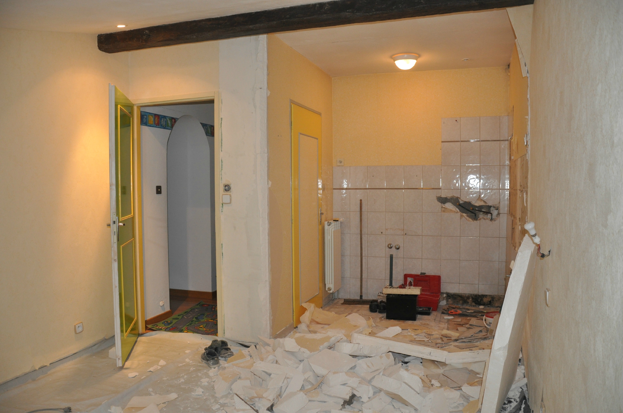 d&eacute;couvrez tout ce qu'il faut savoir sur le prix d&rsquo;un mur porteur : estimation des co&ucirc;ts, facteurs qui influencent le tarif, conseils pour votre projet et guide pour bien choisir votre professionnel.