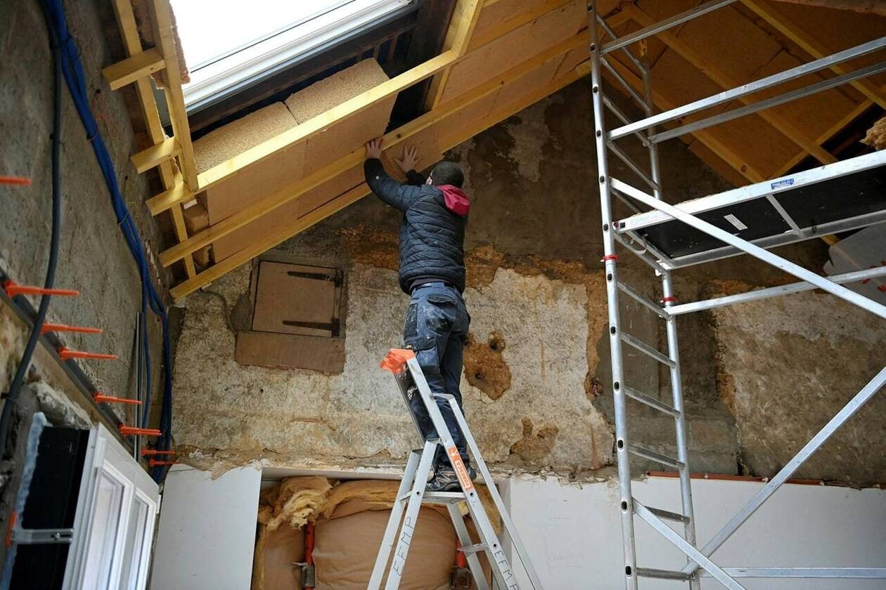 découvrez nos conseils et services pour la rénovation de votre maison ou appartement : travaux, astuces, tendances et accompagnement professionnel pour réussir votre projet de rénovation.