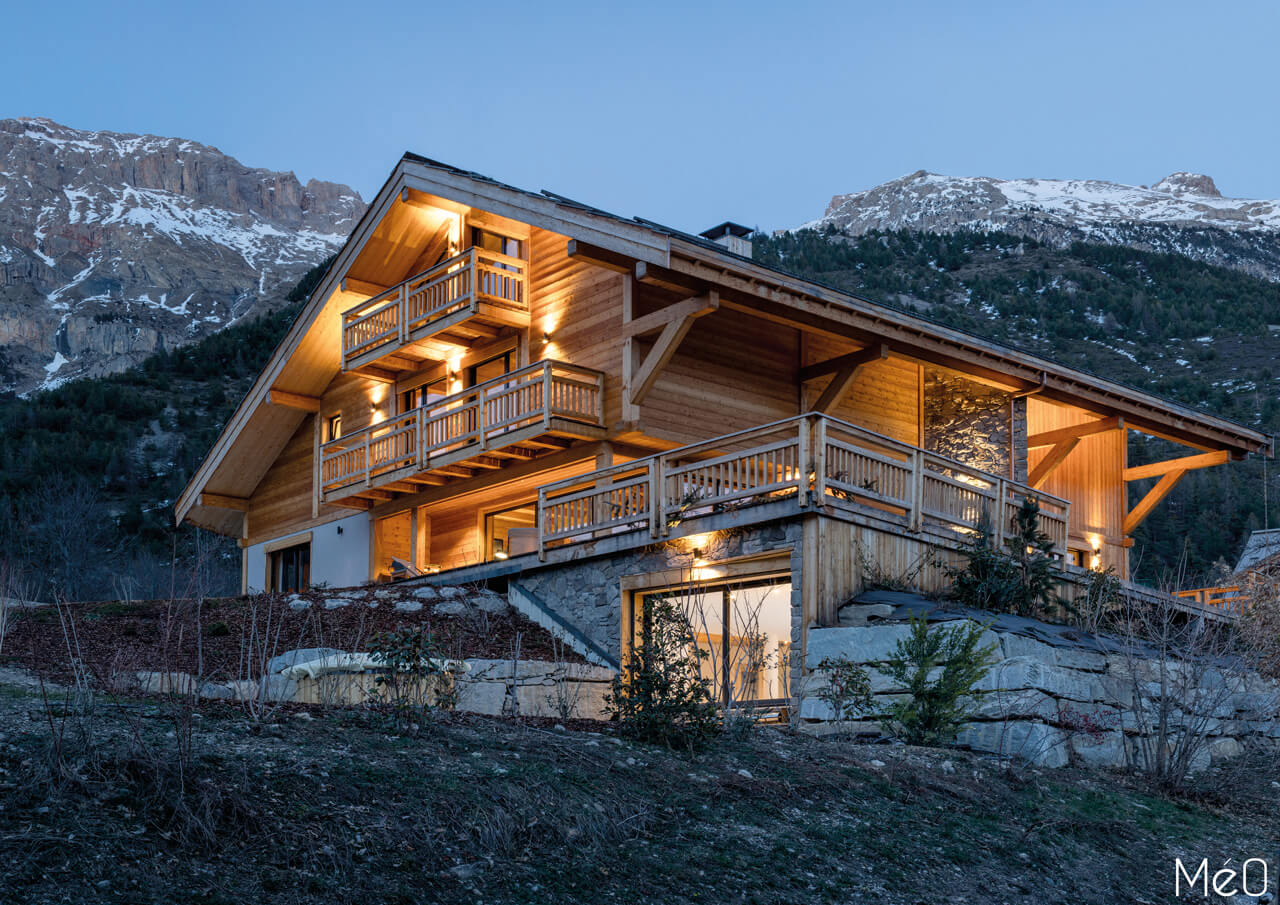 découvrez comment adopter la rénovation écologique pour améliorer le confort de votre maison, réduire votre impact environnemental et réaliser des économies d'énergie grâce à des solutions durables et respectueuses de l'environnement.