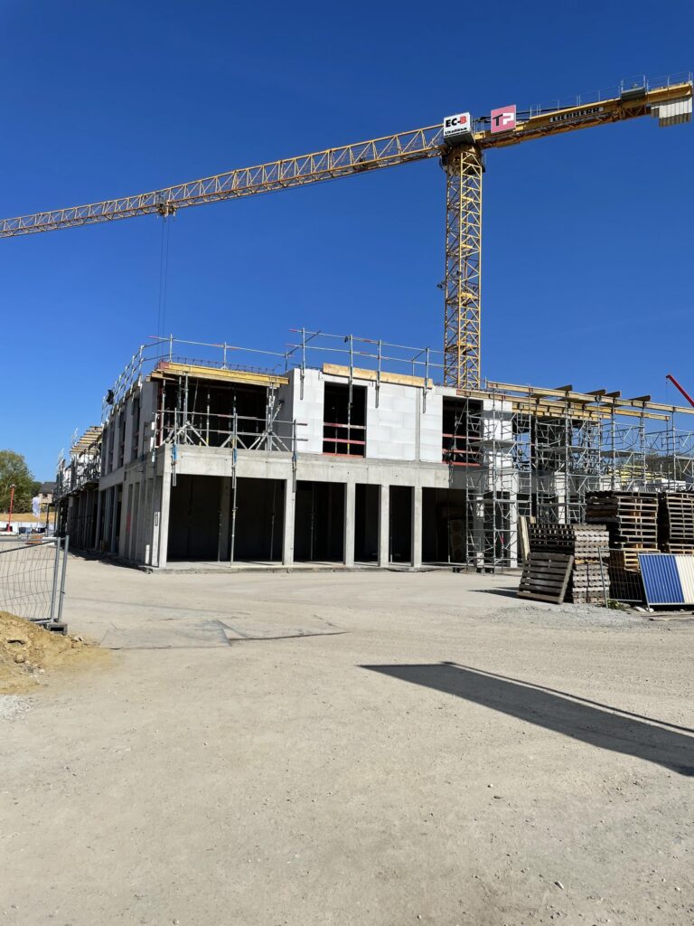 découvrez tous les services de travaux à courbevoie : rénovation, construction, aménagement intérieur ou extérieur. trouvez un professionnel qualifié près de chez vous pour vos projets de travaux à courbevoie.