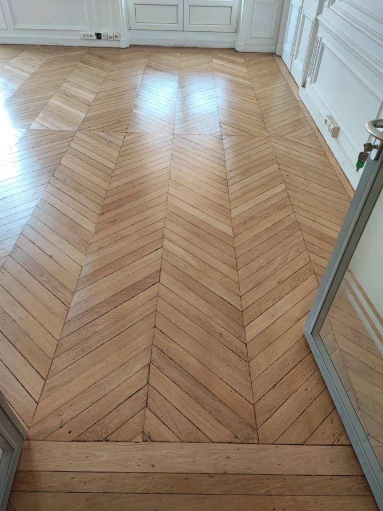 besoin d'un artisan pour vos travaux de r&eacute;novation &agrave; courbevoie ? profitez d'un savoir-faire local pour r&eacute;nover votre maison ou appartement : devis gratuit, conseils personnalis&eacute;s, qualit&eacute; assur&eacute;e.