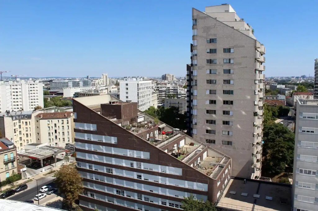 confiez vos travaux de rénovation à courbevoie à des professionnels qualifiés. conseils, devis gratuit et accompagnement sur mesure pour rénover votre appartement ou maison à courbevoie.