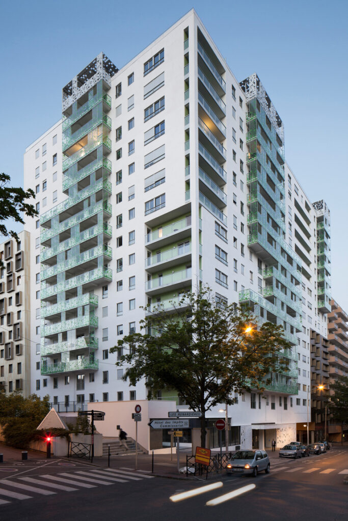 confiez la rénovation de votre immeuble à courbevoie à des experts du bâtiment. prestations complètes, conseils personnalisés et qualité garantie pour valoriser votre patrimoine immobilier.